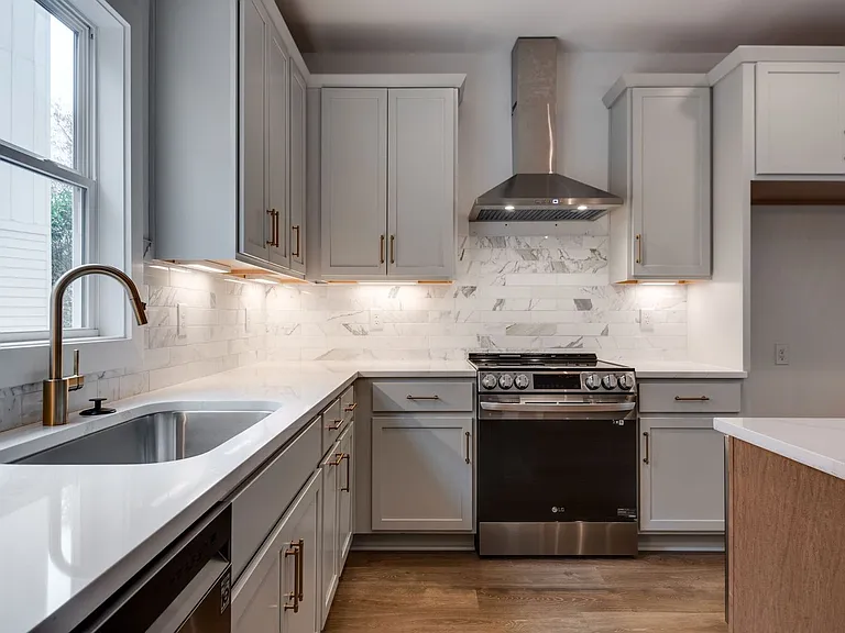 862 W Sharpe Ave #1 — Photo 14