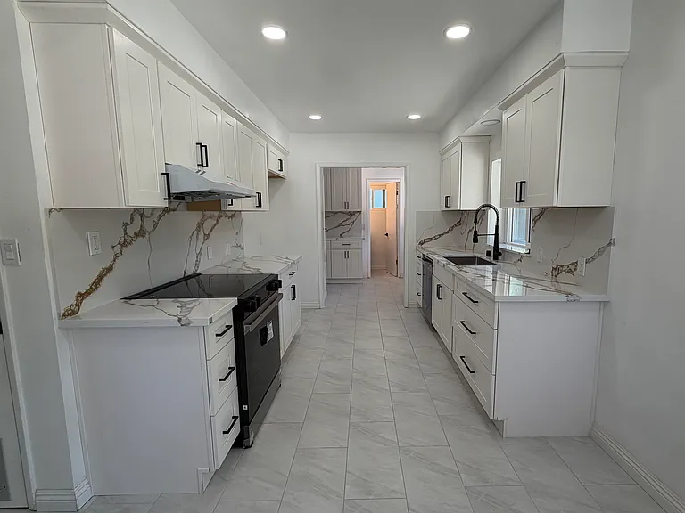 3805 Shadow Grove Rd — Photo 5