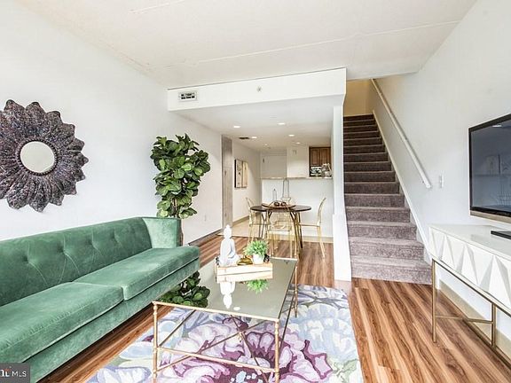 5th image of 1015 N 2nd St #3