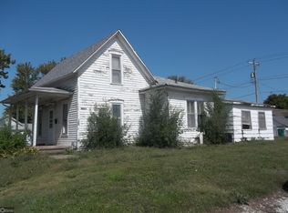 509 S Maple St, Creston, IA 50801