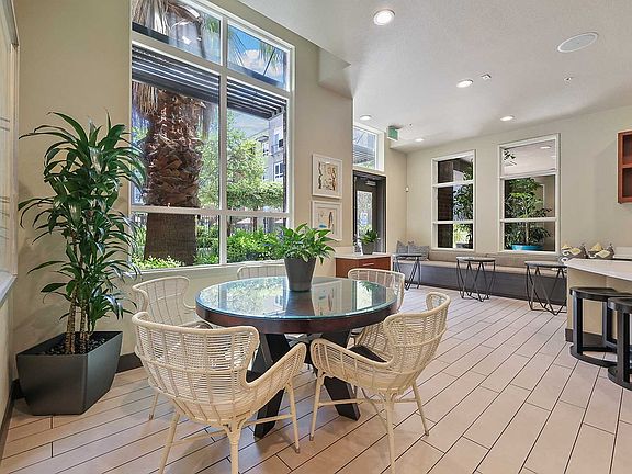 3rd image of 1432 W San Carlos St #450