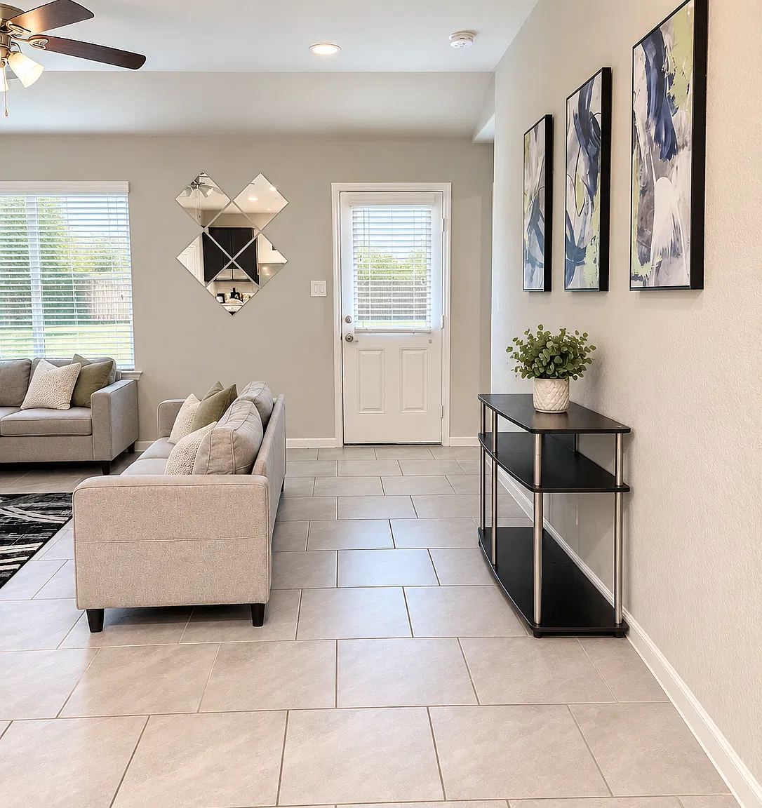 4 bed, 1833 sqft, $2,100 — Photo 3