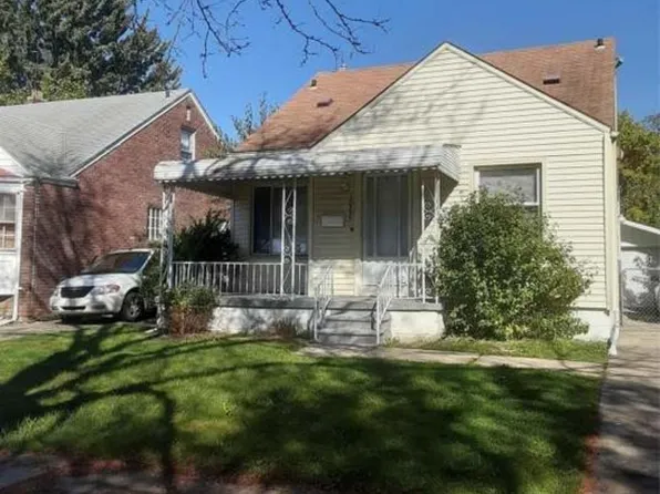 20237 Washtenaw St, Harper Woods, MI 48225