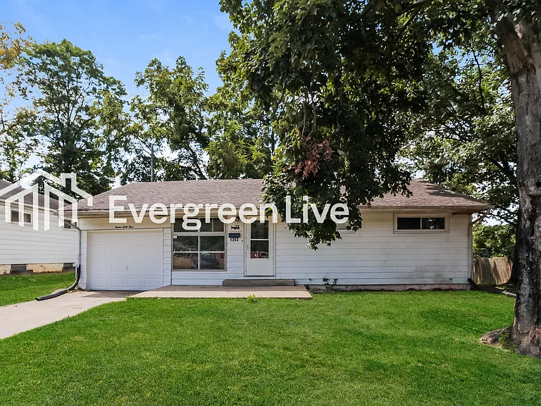 1263 Murat Ct — Photo 1