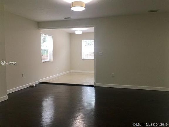 4th image of 1155 NE 119th St