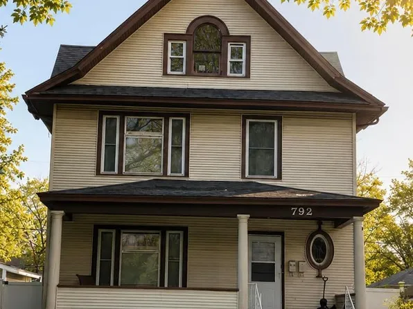 792 Fuller Ave, Saint Paul, MN 55104