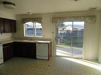 5th image of 3131 W Villa Theresa Dr