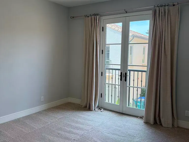 186 Villa Rdg — Photo 26