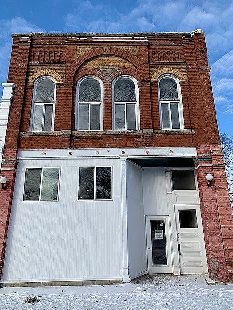 1st image of 420 Packwaukee St