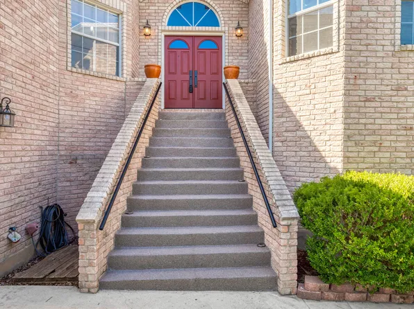 723 Sendera St, San Antonio, TX 78260