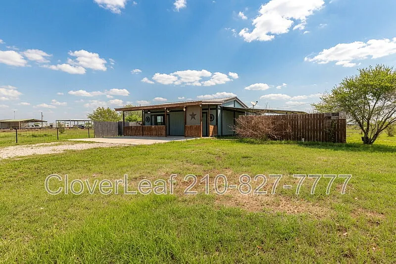 2 bed, 2.0 bath, 1364 sqft, $1,900 — Photo 3