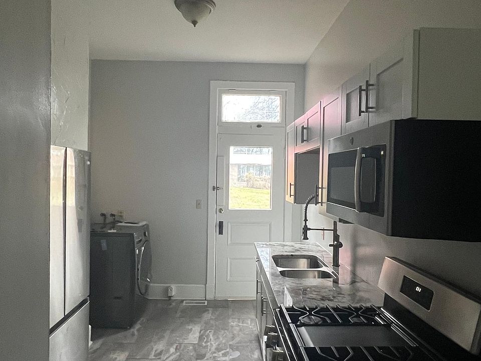 1st image of 1502 South St #A