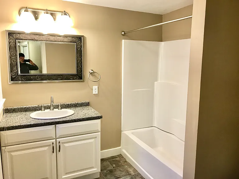 7-9 Pleasant St #7D — Photo 8