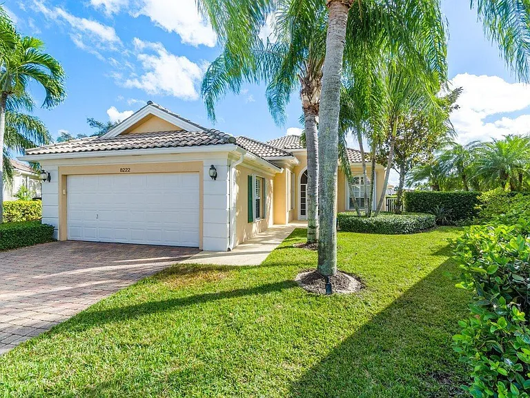 8222 Dominica Pl — Photo 2
