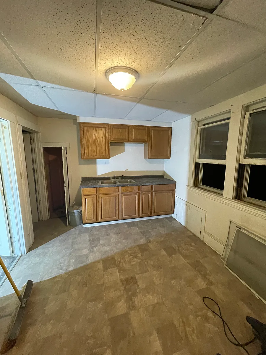 Building Photo - 8015 Cory Ave #2