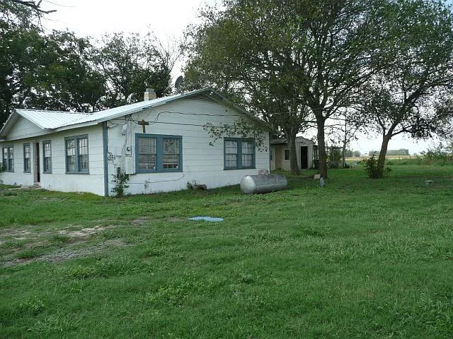 House Farmers — Photo 2