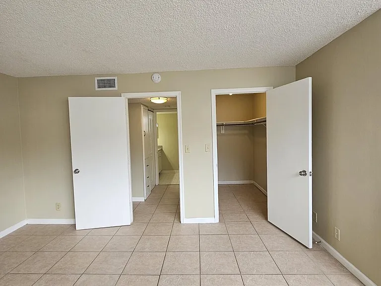 1880 N Congress Ave #209 — Photo 9