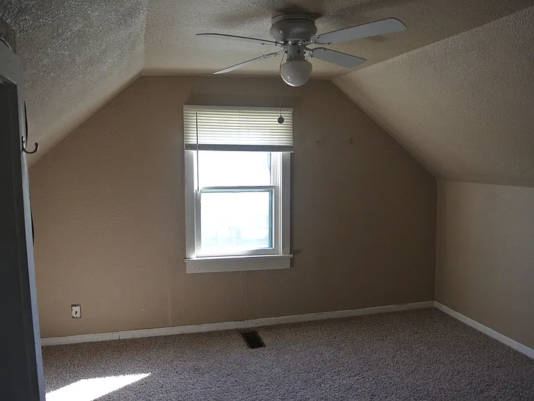 812 Park St SE — Photo 14