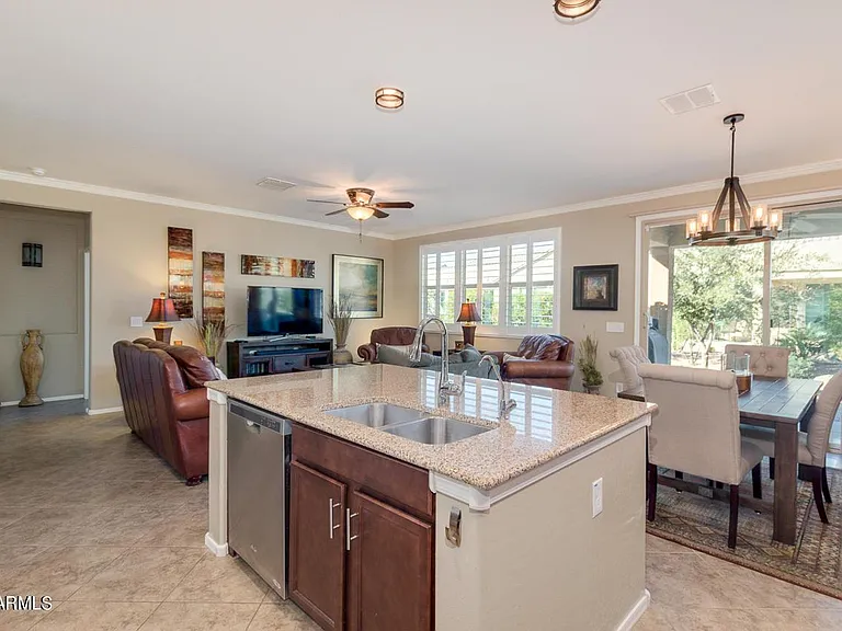 41630 W Summer Wind Way — Photo 3