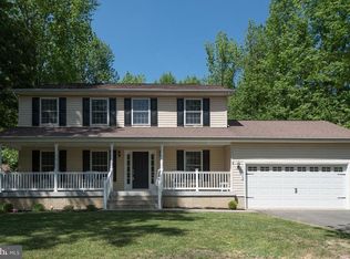 7999 Washington Dr, King George, VA 22485