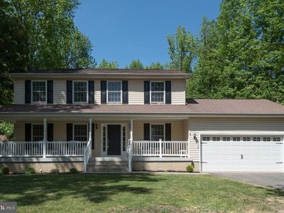7999 Washington Dr, King George, VA, 22485
