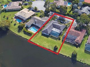 1060 NW 110th Ln, Pompano Beach, FL 33071