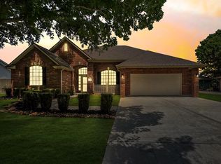 8931 Pine Shores Dr, Humble, TX 77346