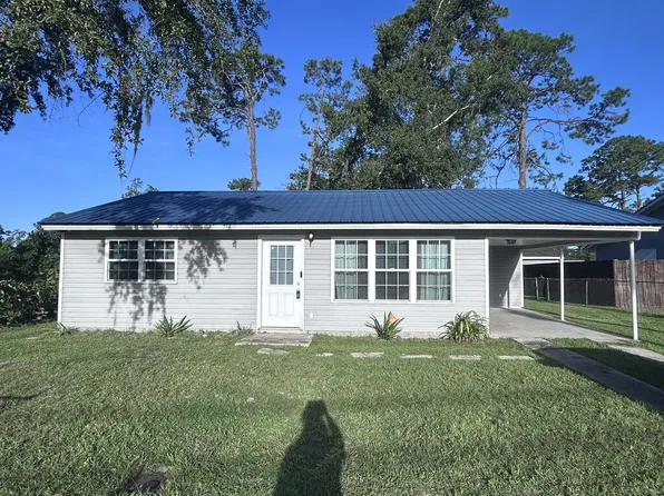 826 Bethune Dr, Valdosta, GA 31601