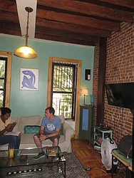 Rented by Rennit Inc.