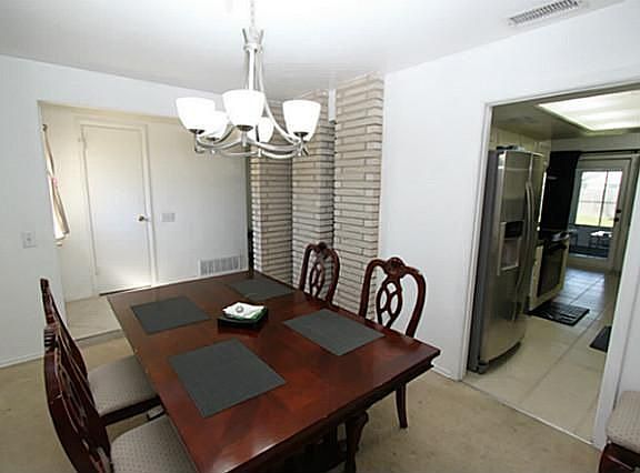 4th image of 1305 Berkeley Dr