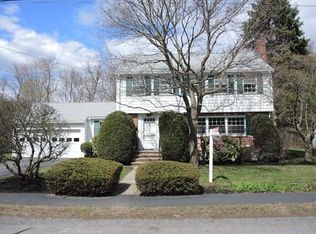 60 Mackintosh Ave, Needham, MA 02492