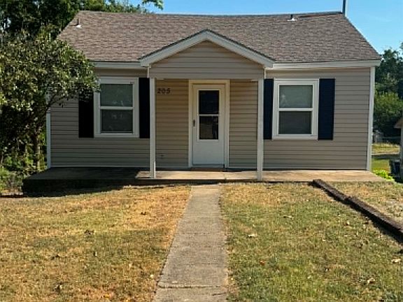 2nd image of 205 E Harrison Ave