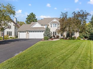 3529 Great Oaks Pl, Eagan, MN 55123