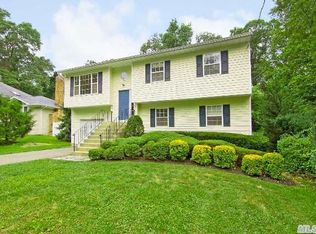 89A Horton Dr, Huntington Station, NY 11746