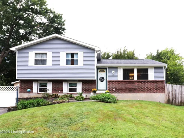 8605 Montrie Ct, Louisville, KY 40219