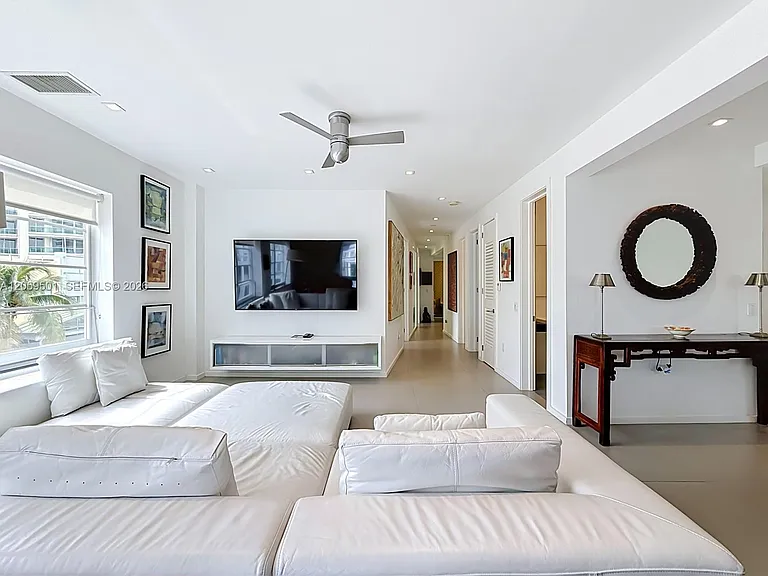 1460 Ocean Dr #404 — Photo 9