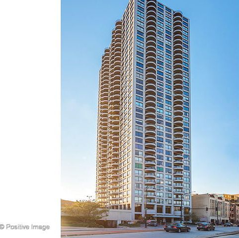 1st image of 2020 N Lincoln Park W APT 23E