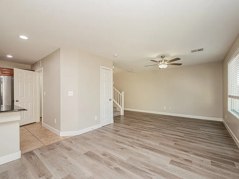 6711 Scarlet Star Ave — Photo 6