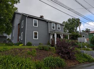 320 5th St SW, Charlottesville, VA 22903