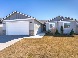 2210 Maryhill St SE, East Wenatchee, WA 98802