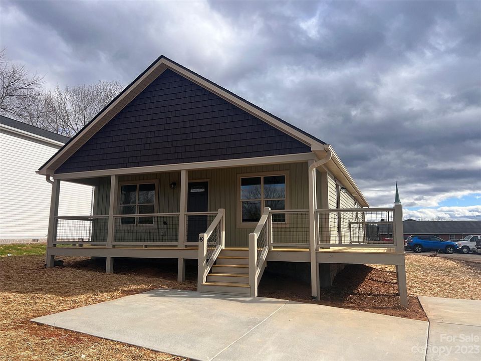 2nd image of 49 Hopedale Cir