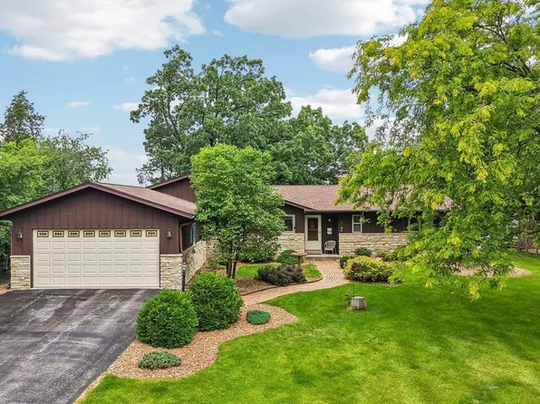 W322N6797 Wildwood Point ROAD, Hartland, WI 53029