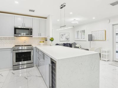 2550 SW 68th Ave, Miami, FL, 33155