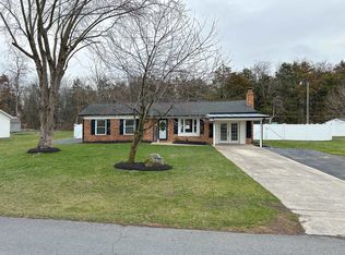 7472 Lilly Sq, Dayton, VA 22821