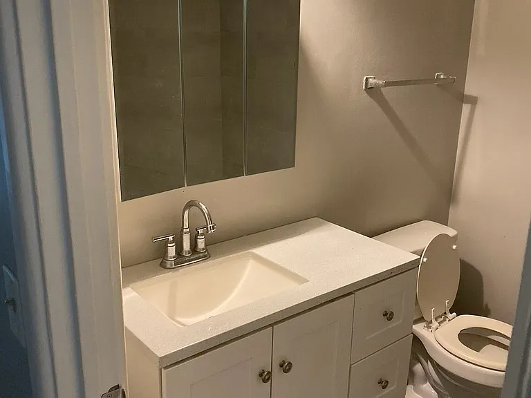 318 N Salem Ave #1 — Photo 10
