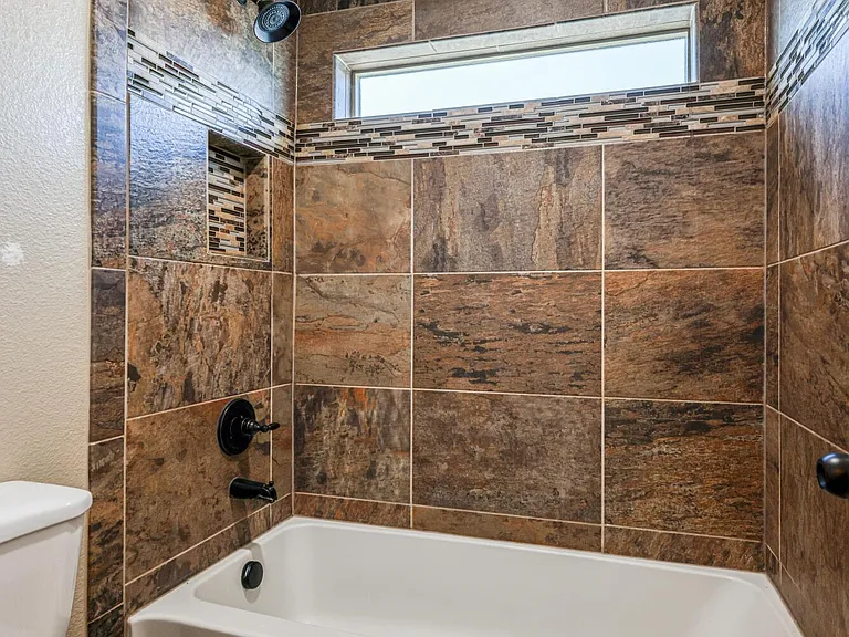 5525 Valley Cedar Dr — Photo 43