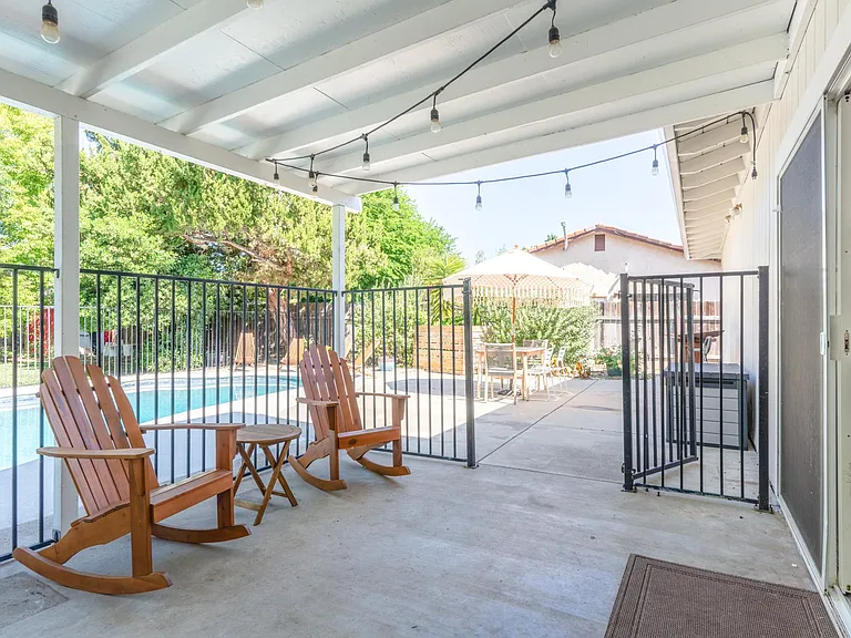 3530 Riverview Dr — Photo 9