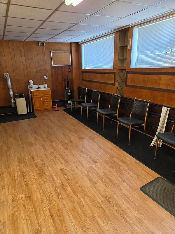 Studio, 1.0 bath, 402 sqft, $800 — Photo 3