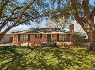 3724 Stadium Dr, Fort Worth, TX 76109
