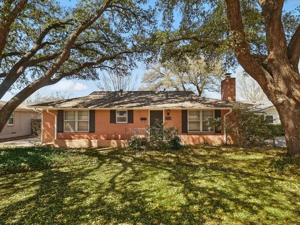 3724 Stadium Dr, Fort Worth, TX 76109